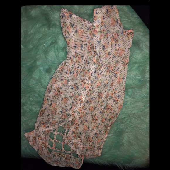 Buttoned up tank top - Picture 1 of 1